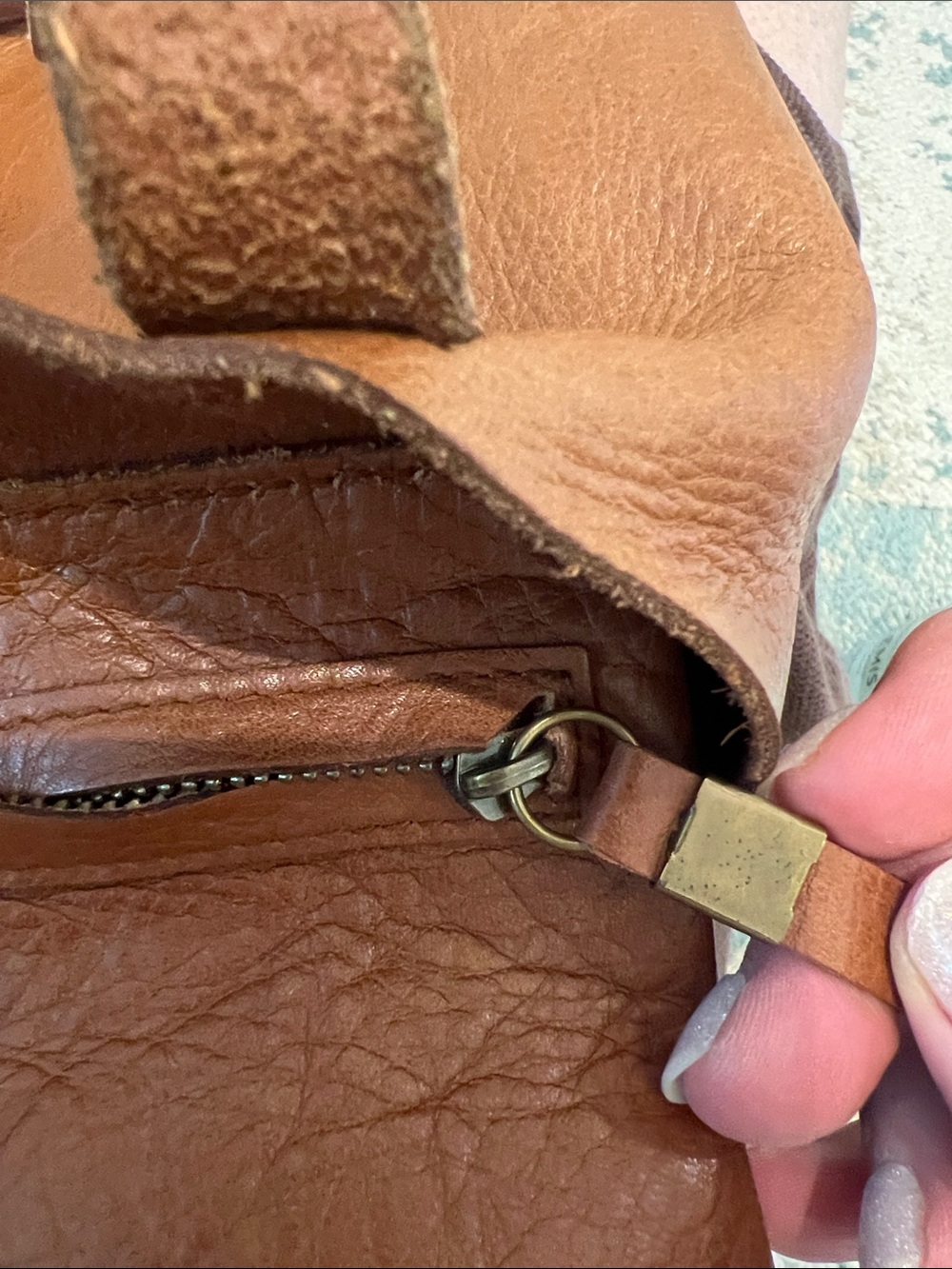 Leather Tote Bag in Cognac Brown - Women’s Everyday Shoulder Bag - Picture 5 of 7